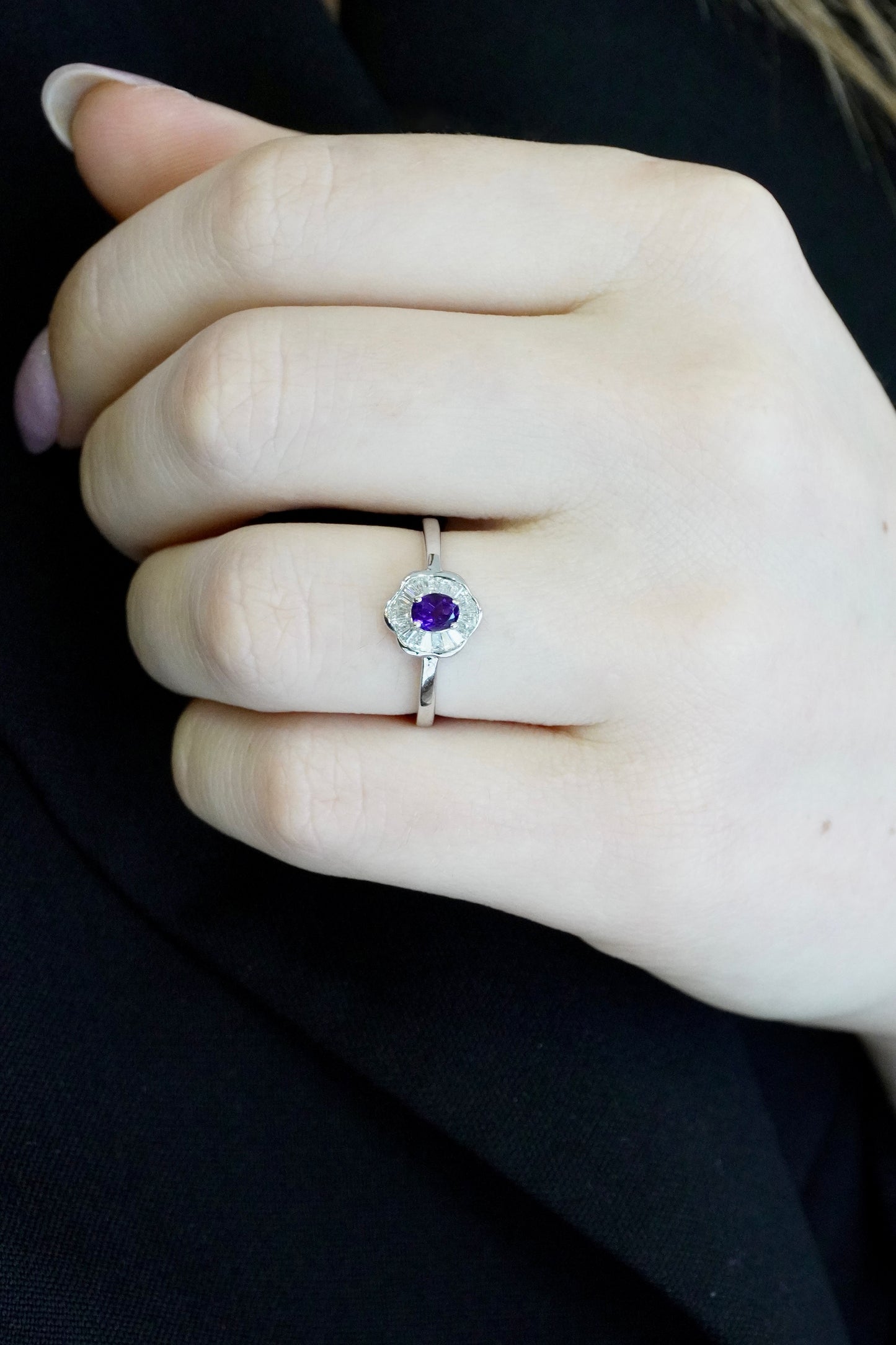 SOFY Ring with amethyst and diamonds